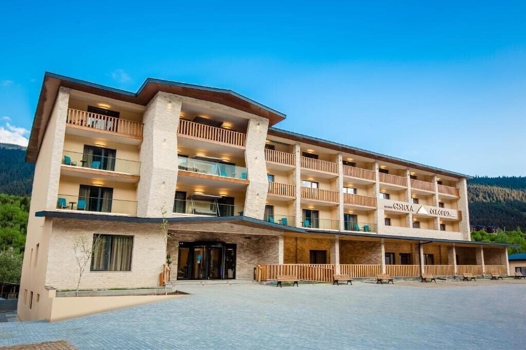 Картинка Gistola Hotel Mestia 4*
