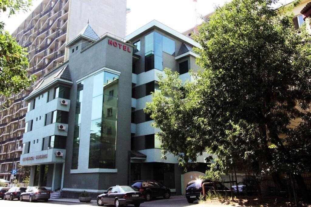 Готель Batesta 3*