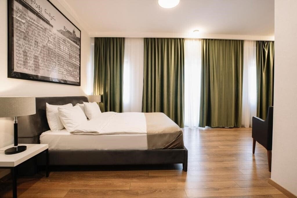 Фото Citadel Narikala 4*