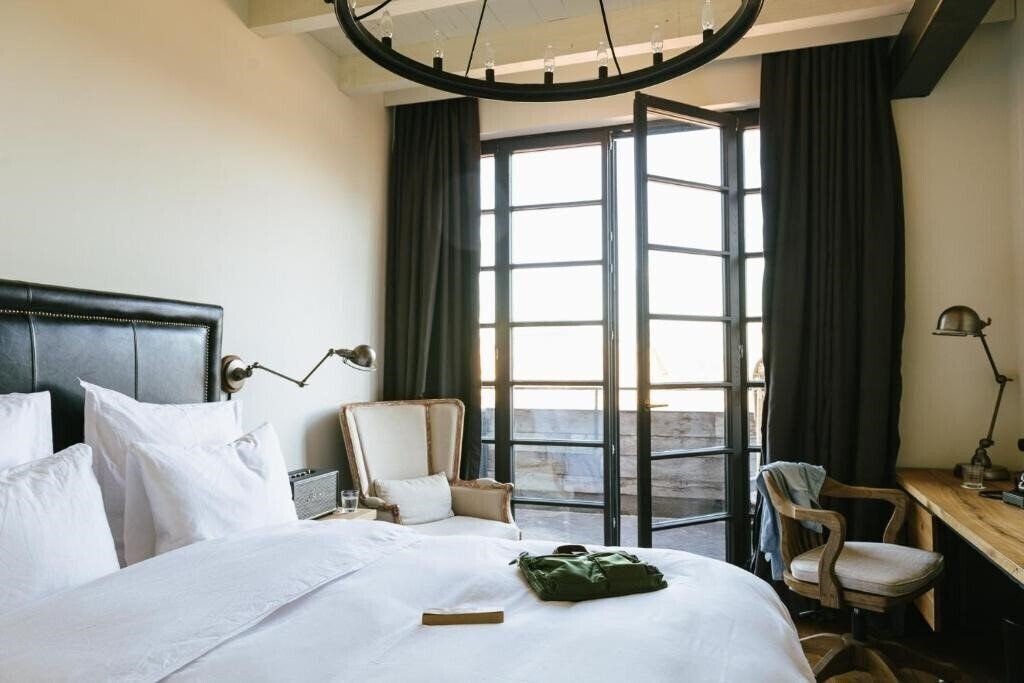 Фото Rooms Hotel Tbilisi 4*