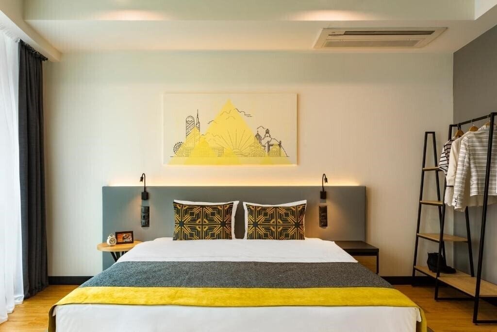 Отель Citadines Freedom Square Tbilisi 4*