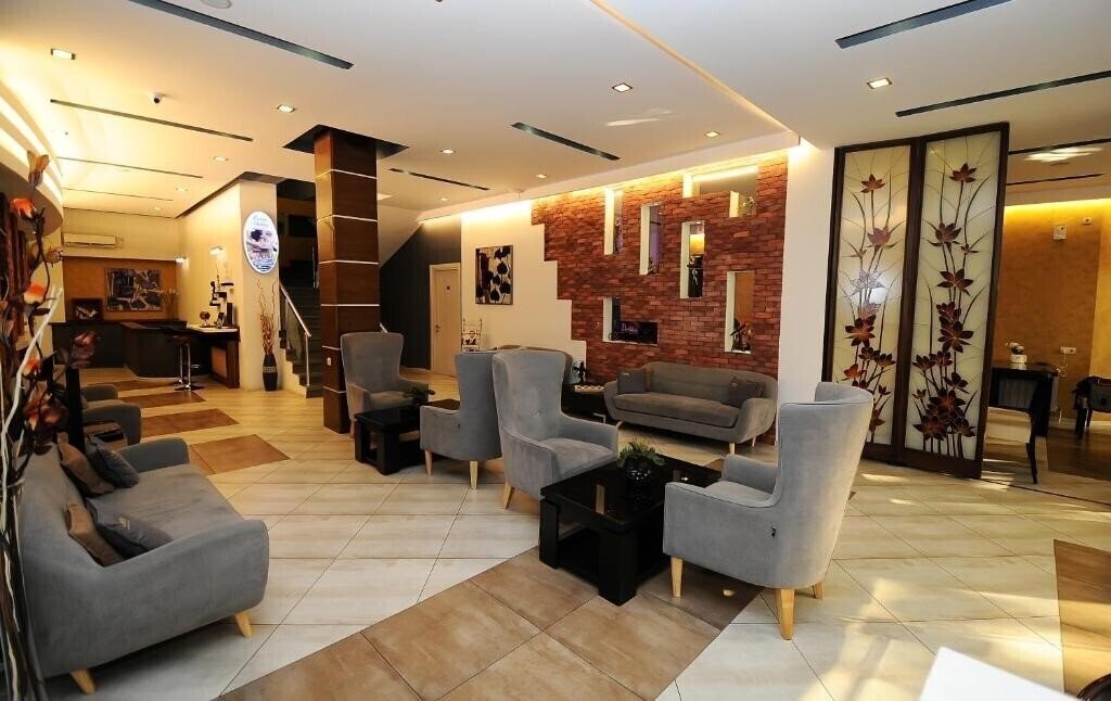 Готель Coral Boutique 4*