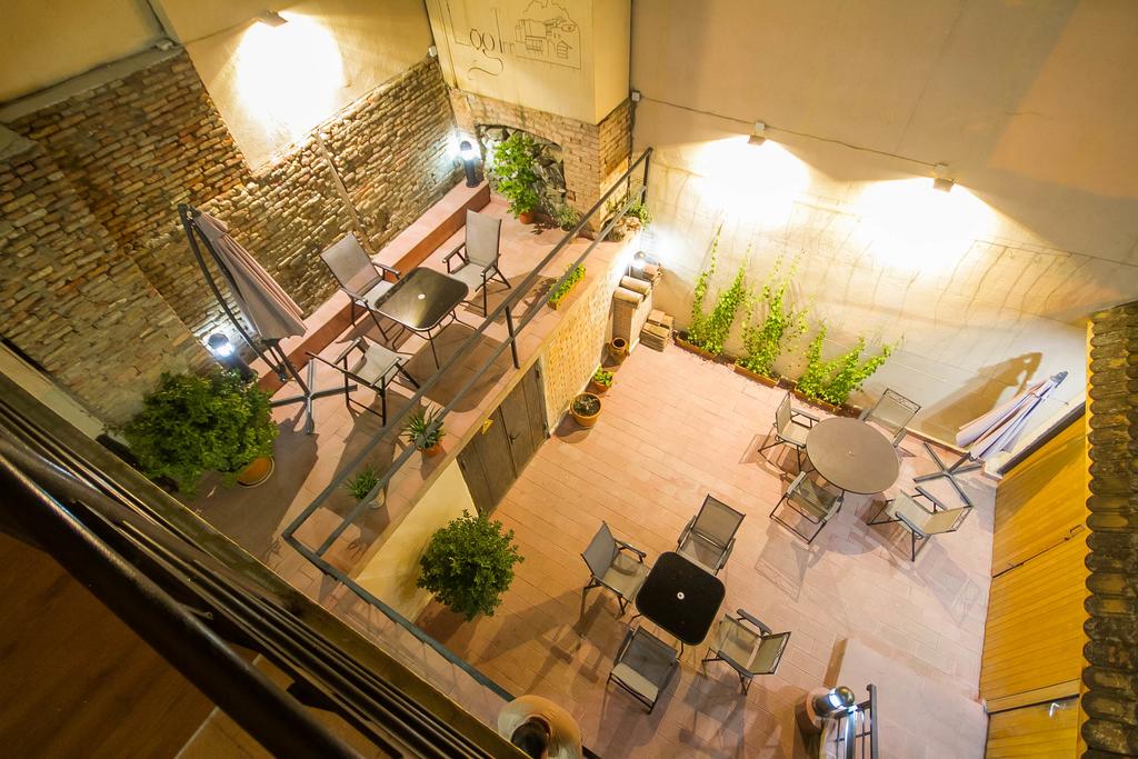 Готель Log Inn 3*