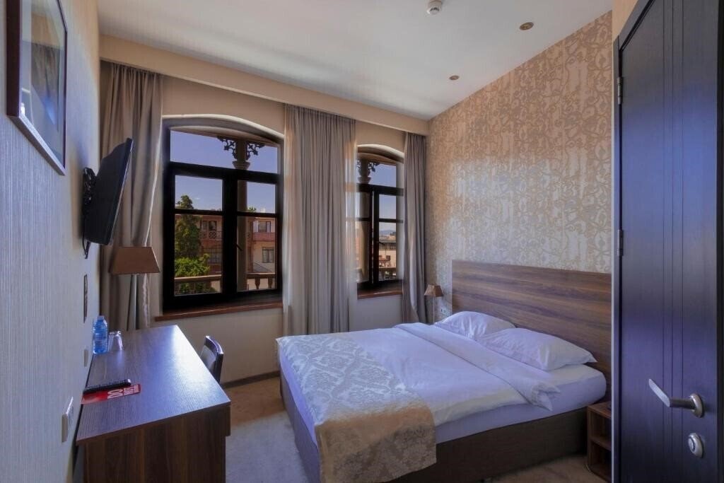 Фото Old Maidan 3*