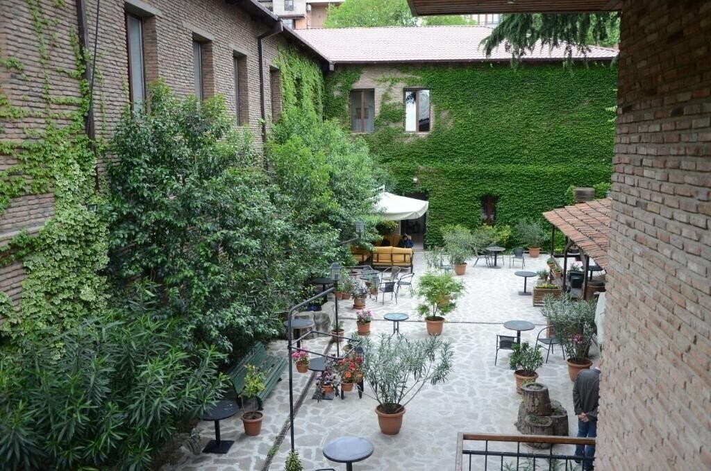 Фото Tiflis Hotel 3*