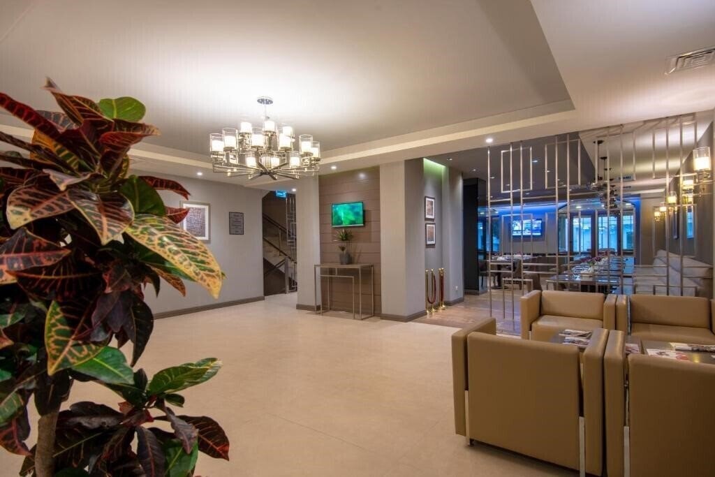 Изображение City Avenue 4*
