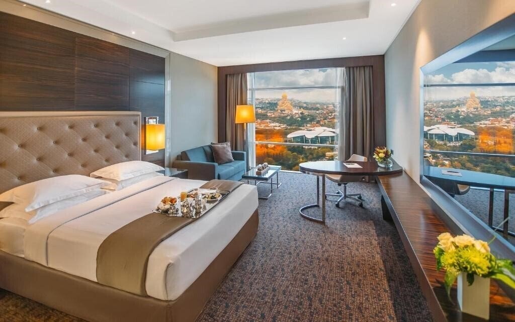Фото The Biltmore Hotel 5*