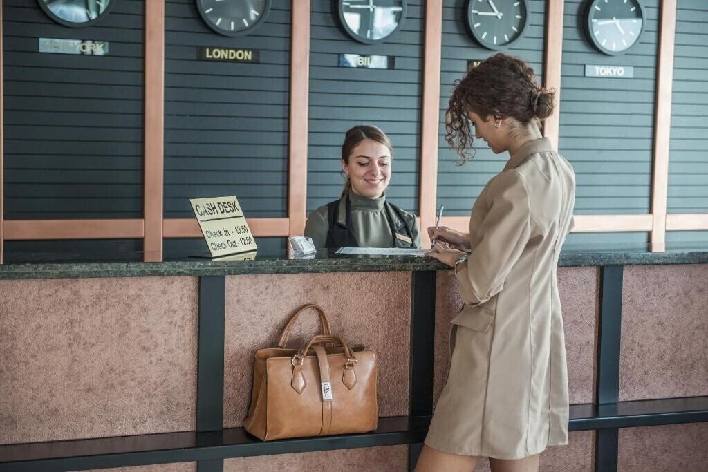 Фотография Tbilisi Inn Hotel 4*