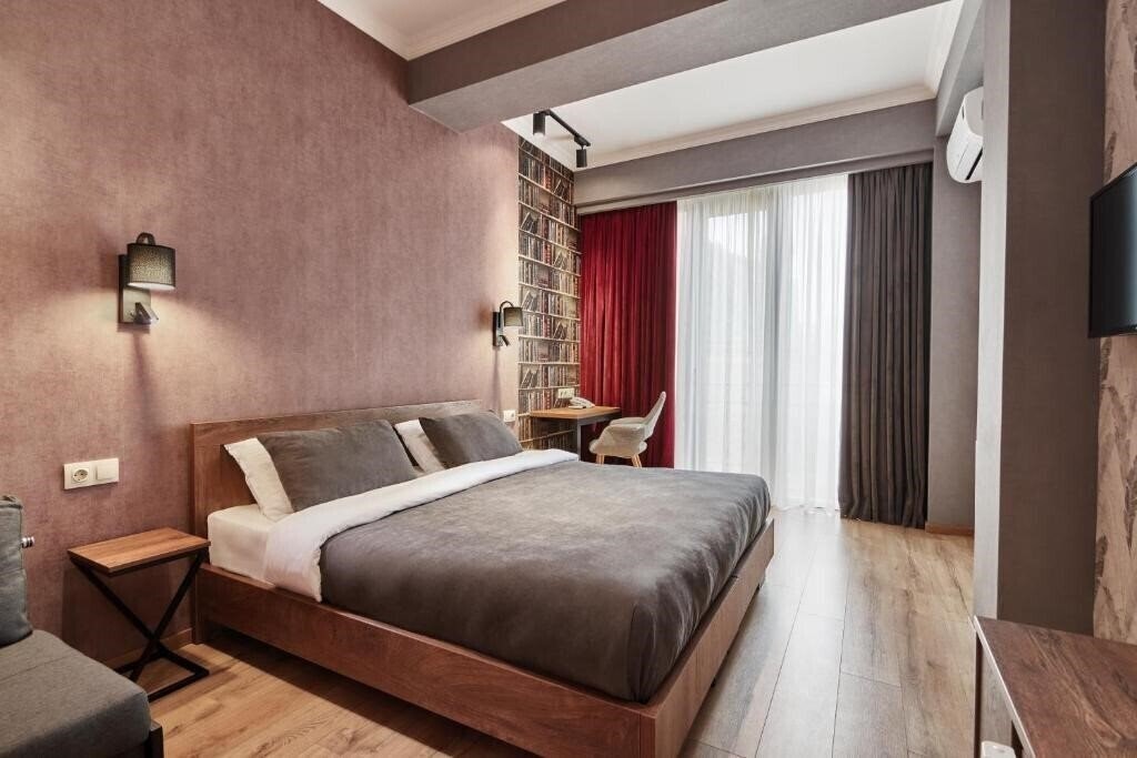 Картинка City 4*