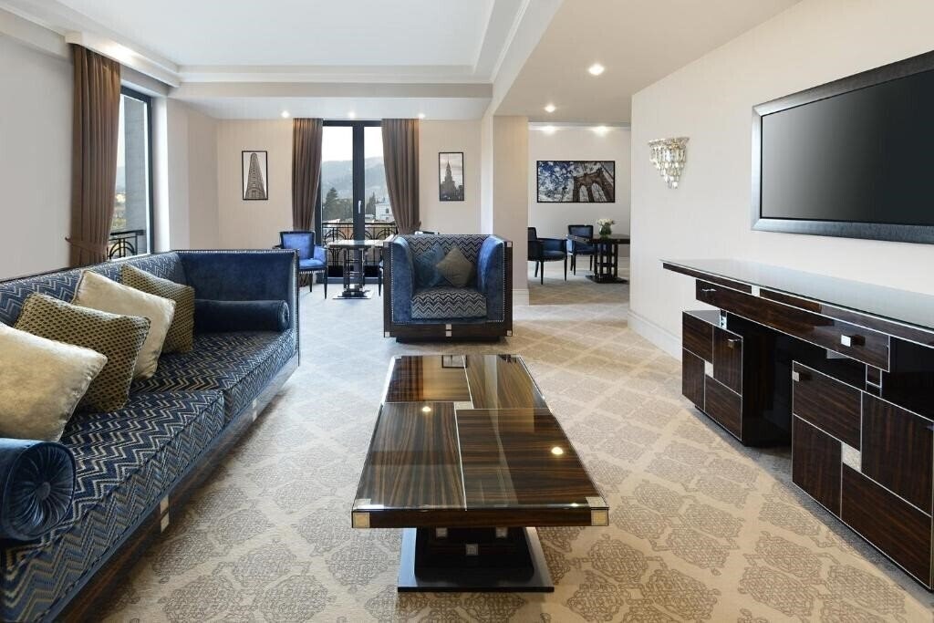 Картинка Ambassadori Hotel Tbilisi 5*