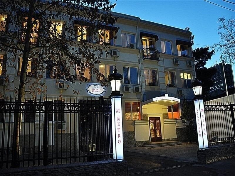 Готель Gold Star Hotel 4*