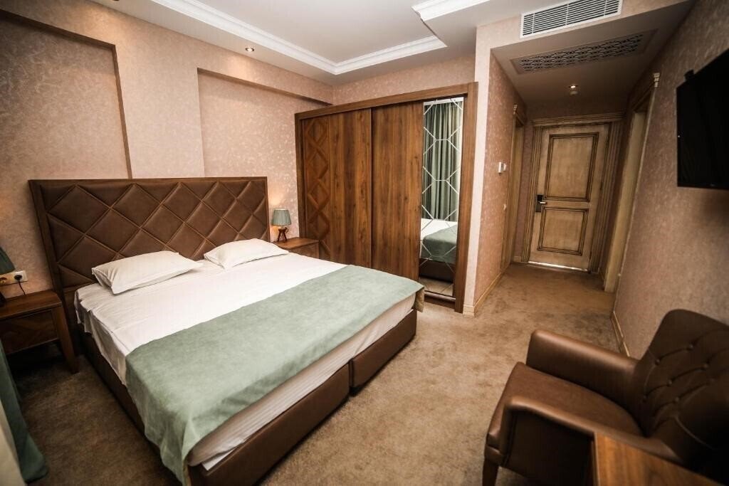 Зображення Grand Hotel Mimino 4*