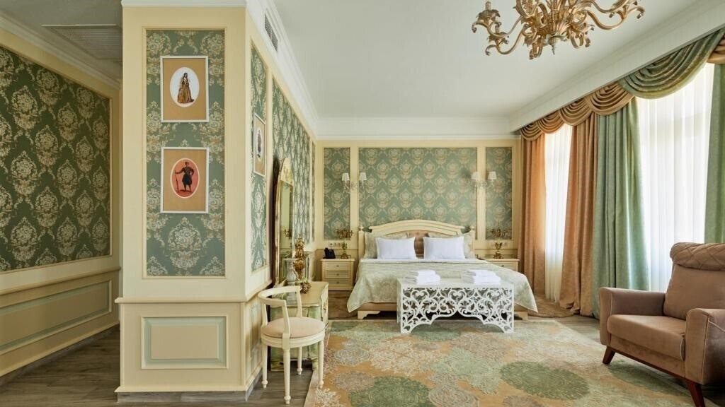Отель Aivani 4*