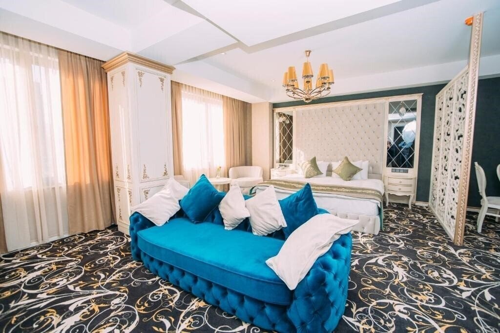 Отель Gold Tbilisi 4*