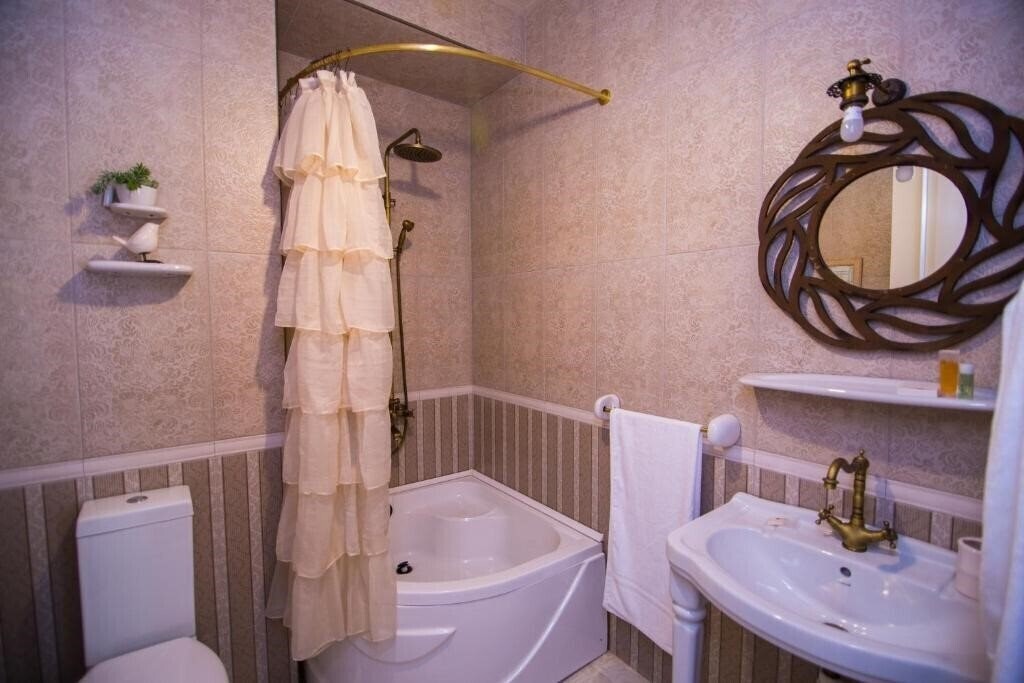 Фотографія Bloom Boutique Hotel 3*