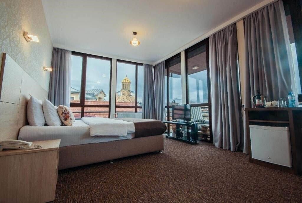 Готель Light House Old City 3*