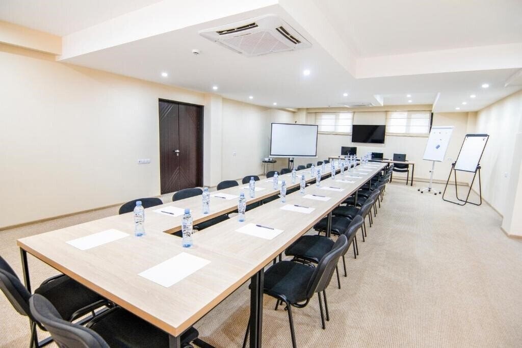 Фотографія Lisi Hills Hotel 3*