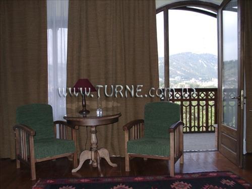 Готель Citadines Apart 4*