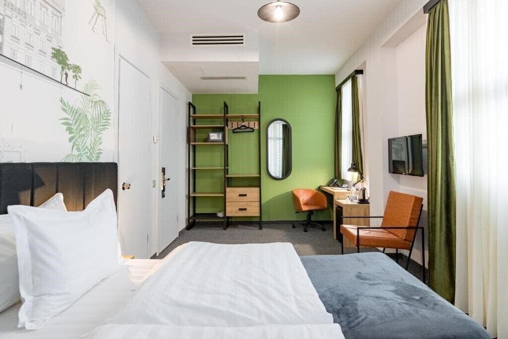 Отель Graphica Tbilisi Hotel 3*