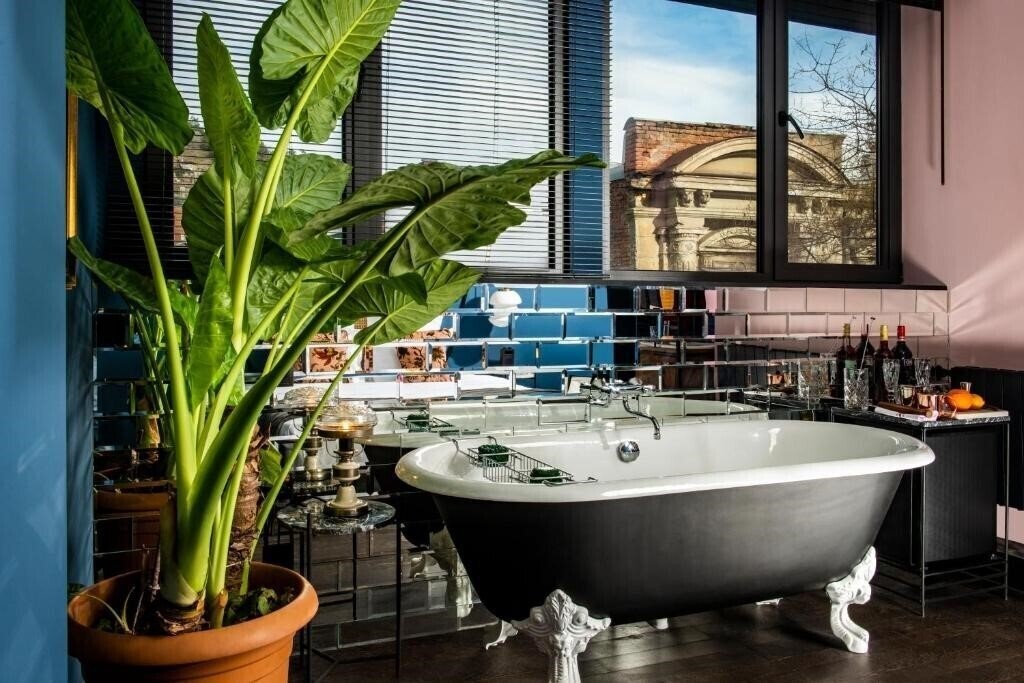 Отель Communal Hotel Sololaki 4*