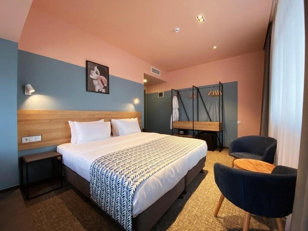 Отель Vera Hills 4*