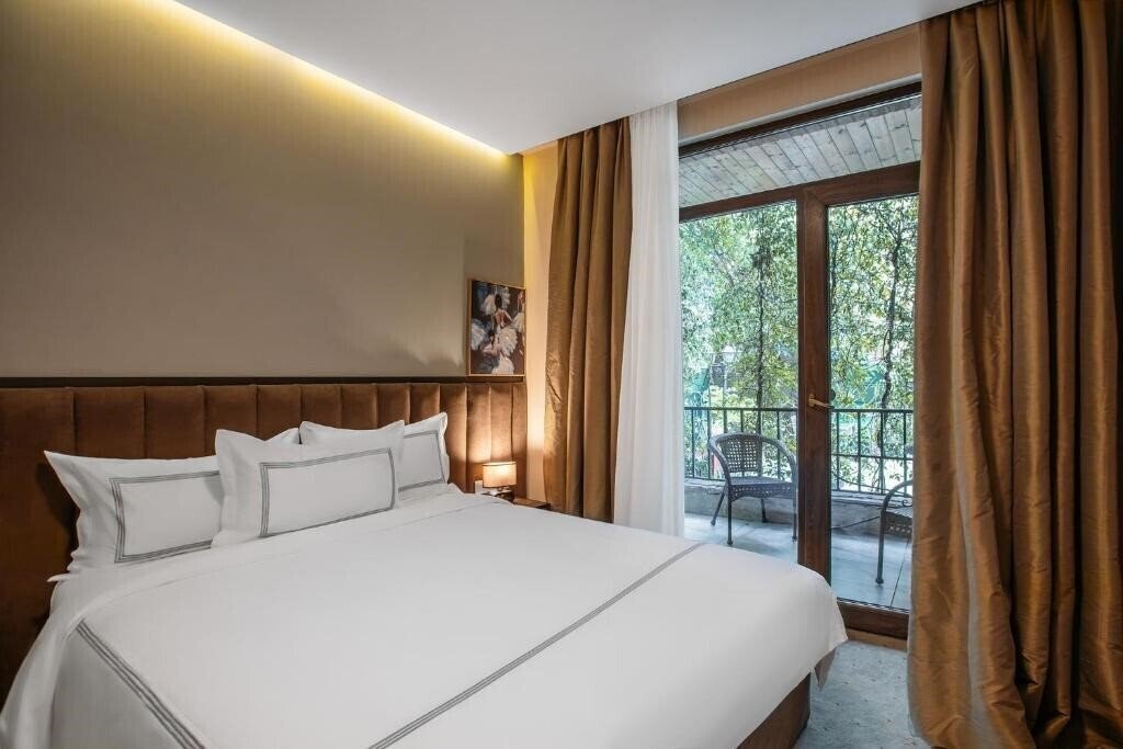 Готель Elea Old Tbilisi 4*