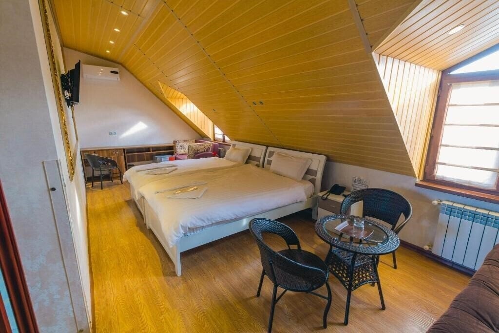 Фото Hotel Garden House 3*