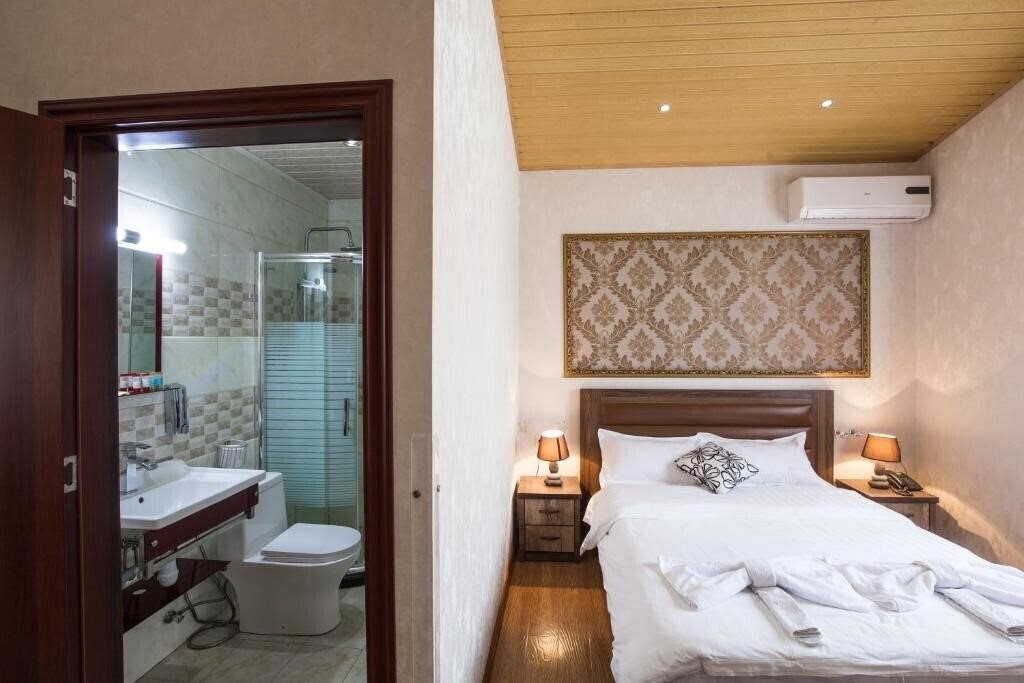 Фотографія Hotel Garden House 3*