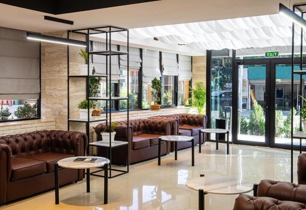 Отель Bg Palace Hotel 4*