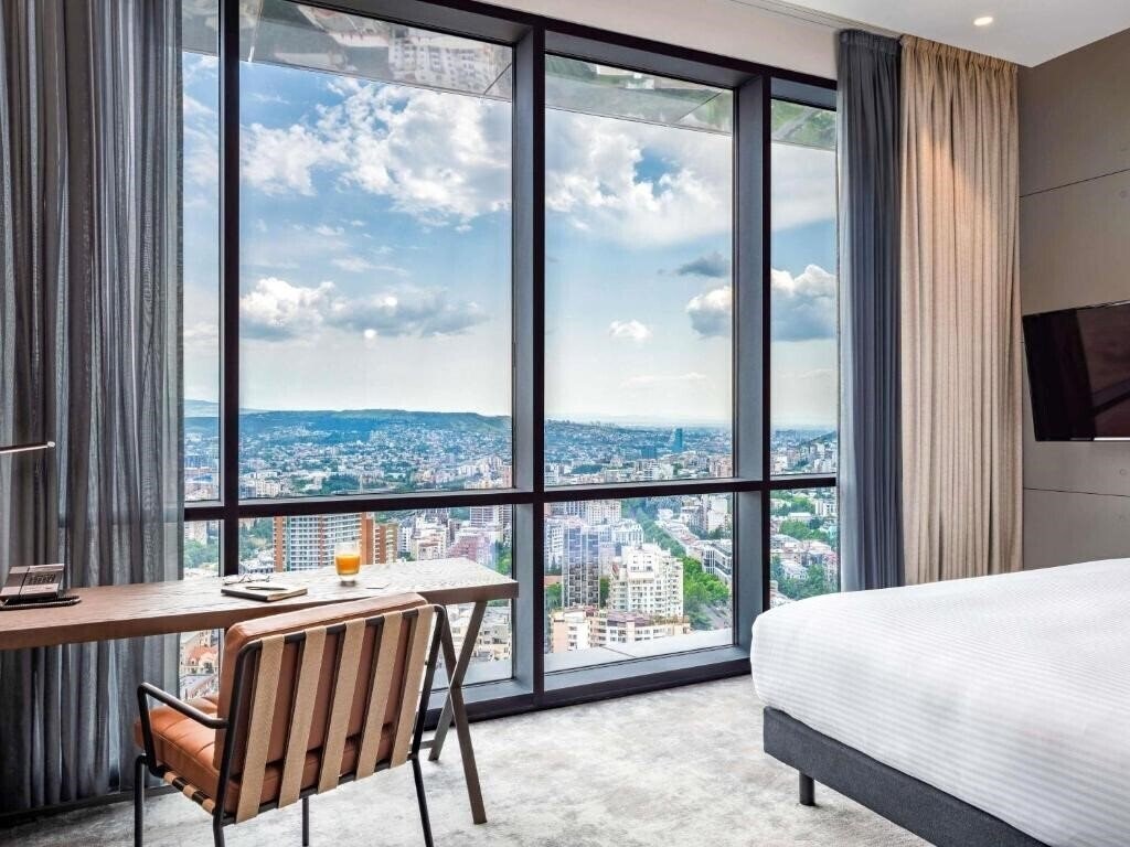 Фото Pullman Tbilisi Axis Towers 5*