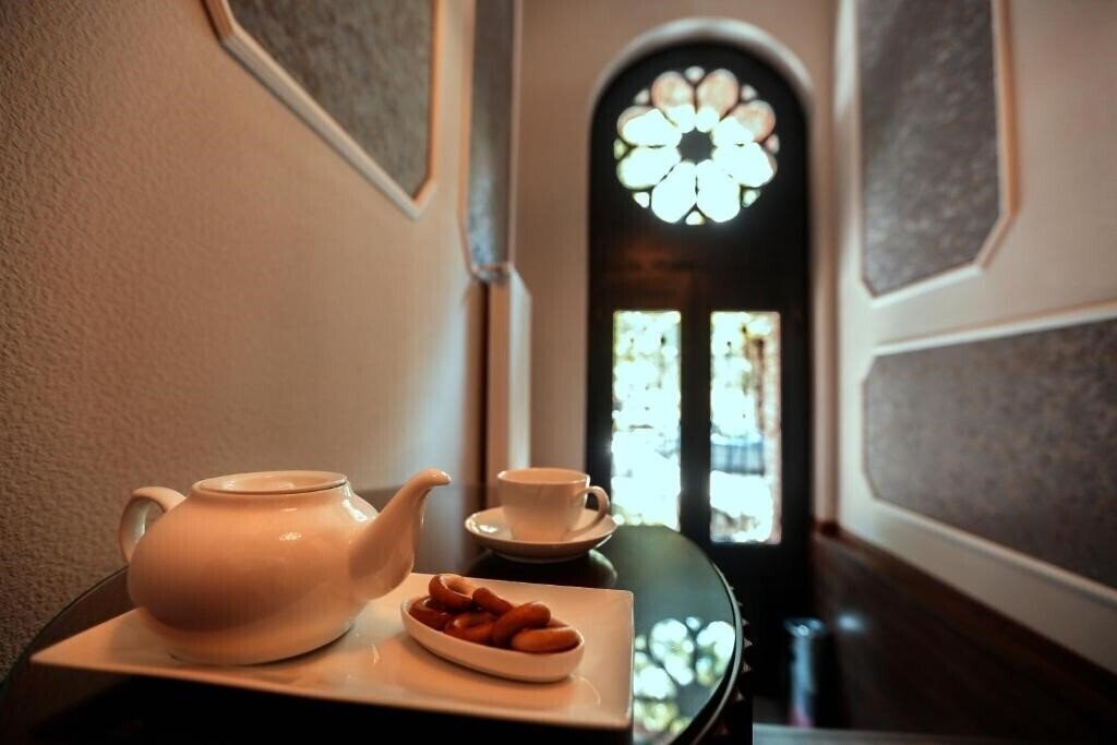 Картинка Tea For Two 4*
