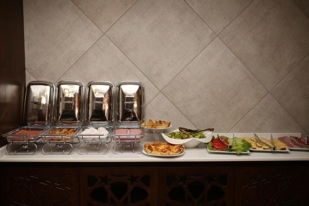 Фото Boutique Hotel Mimino 4*