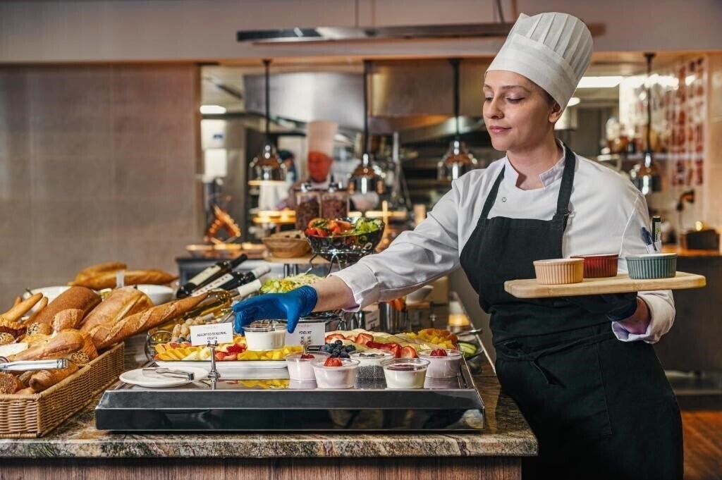 Изображение Royal Tulip Hotel & Casino Tbilisi 5*