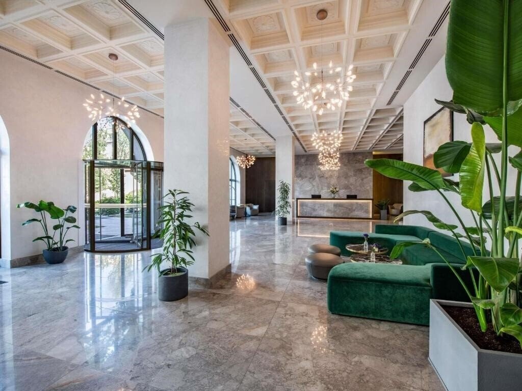 Отель Tbilisi Philharmonic By Mercure Hotel 4*