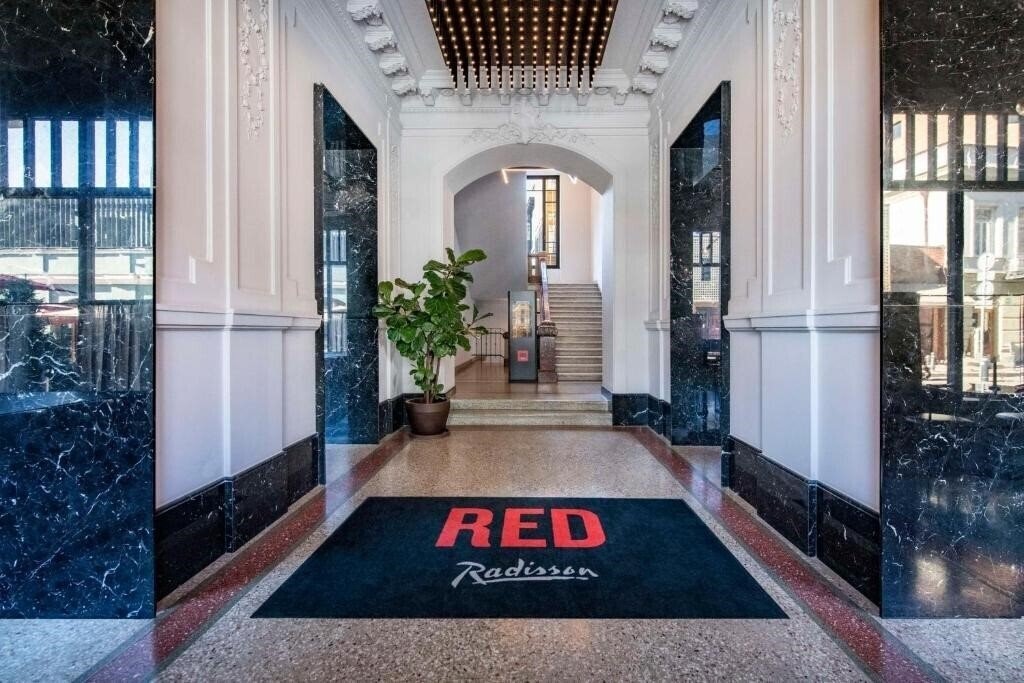 Картинка Radisson Red Tbilisi 4*
