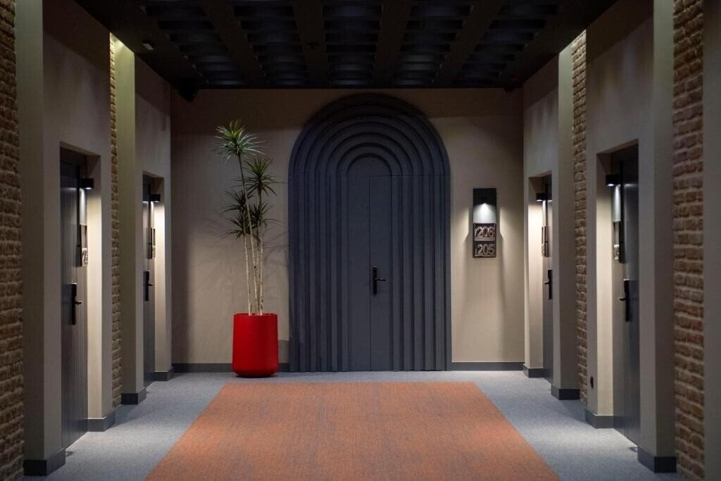 Фото Qarvasla Hotel 5*