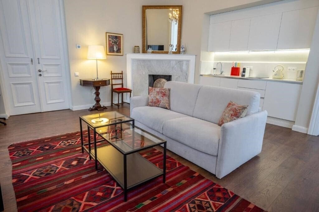 Отель Tiflis Opera Aparthotel 4*