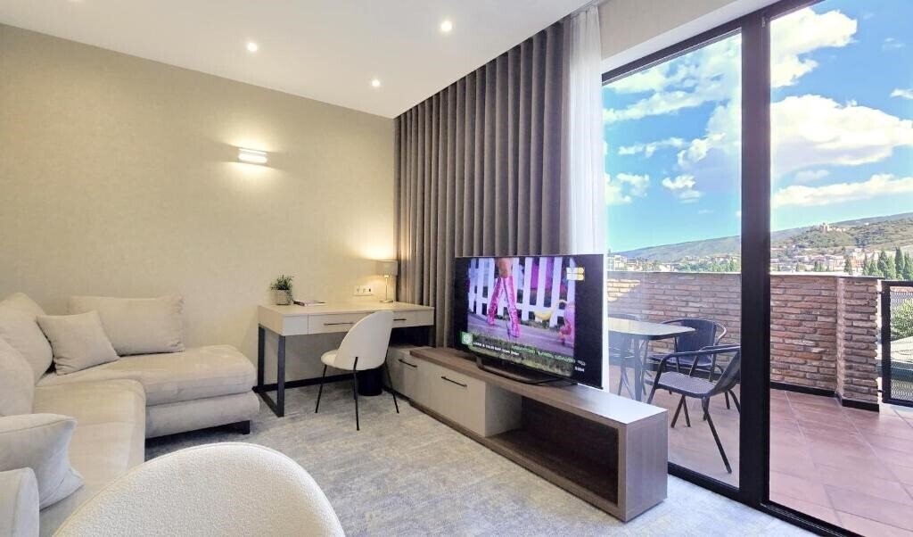 Готель Griffin Hotel 4*
