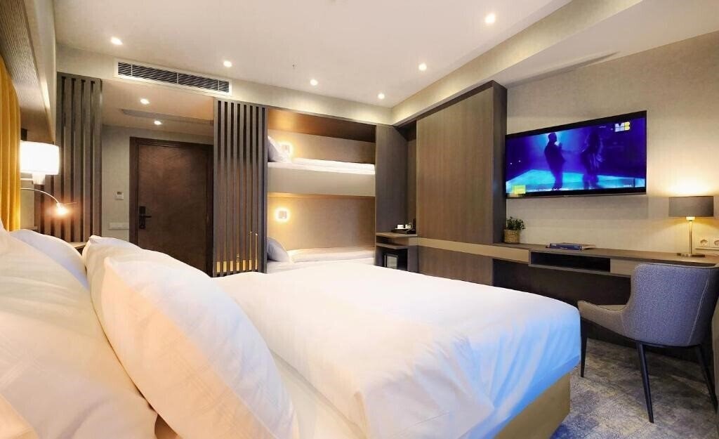 Фотографія Griffin Hotel 4*