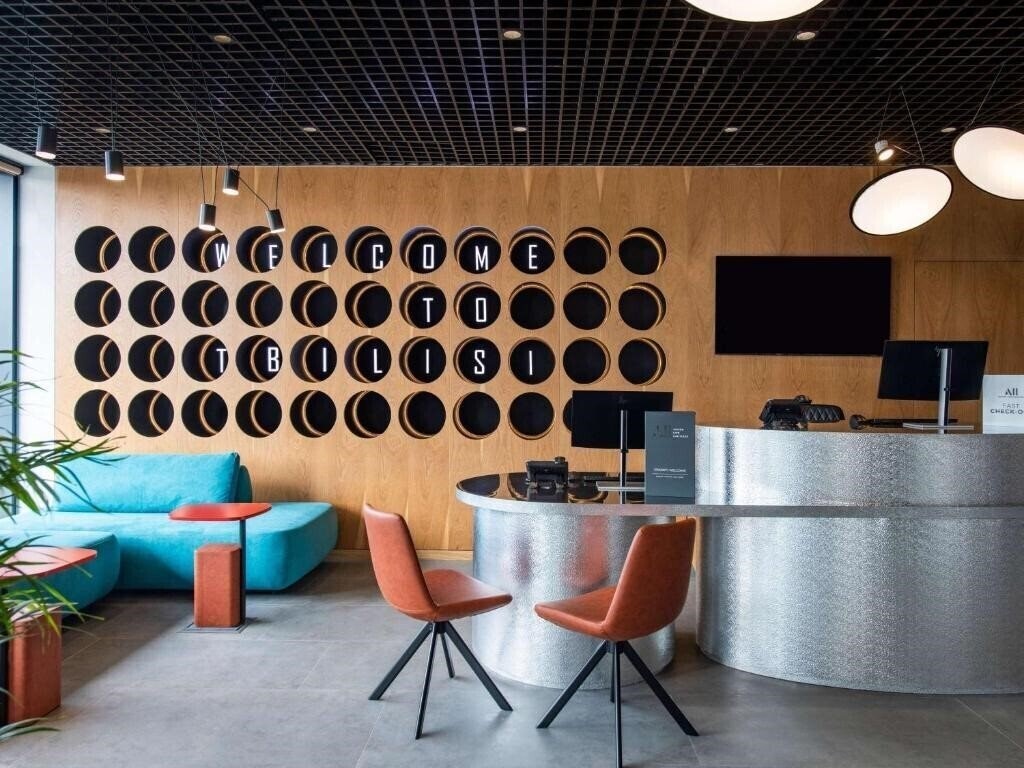 Отель Ibis Tbilisi Airport 4*