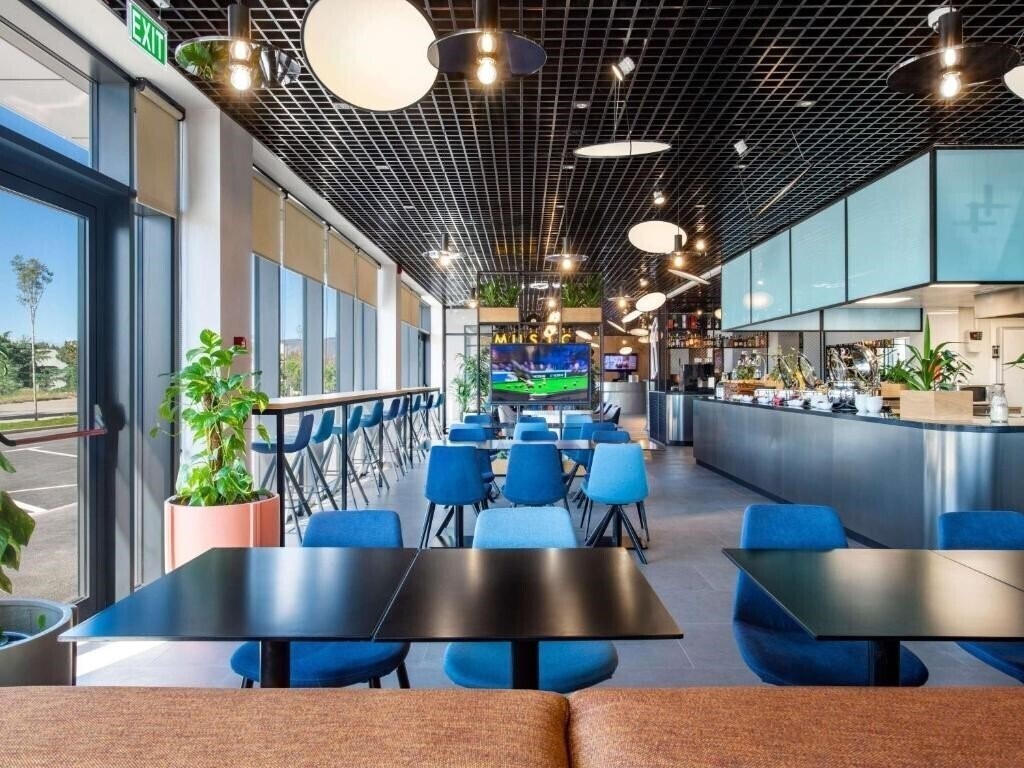 Изображение Ibis Tbilisi Airport 4*