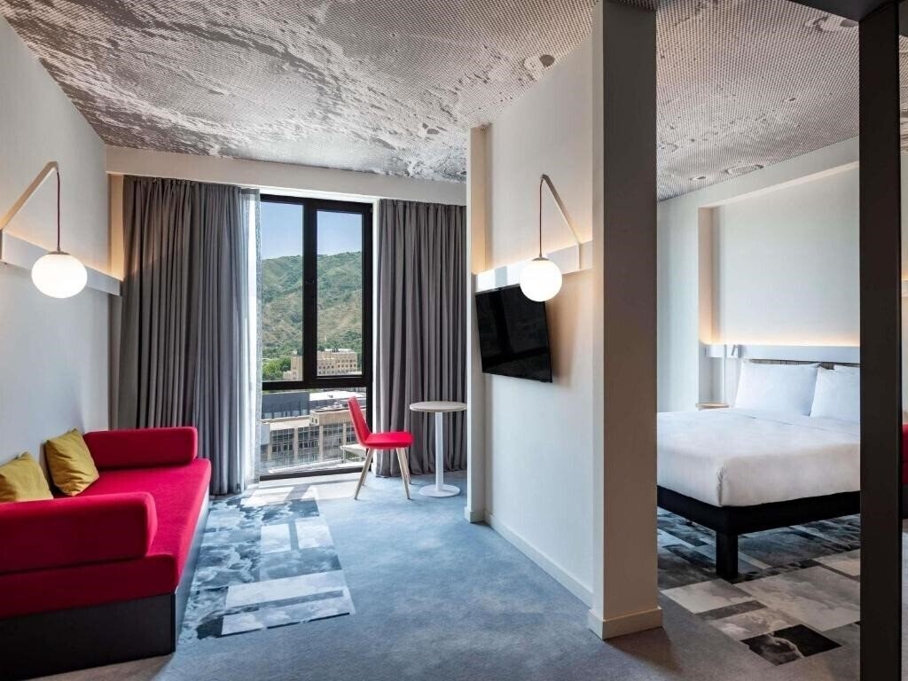 Отель Ibis Tbilisi City 4*