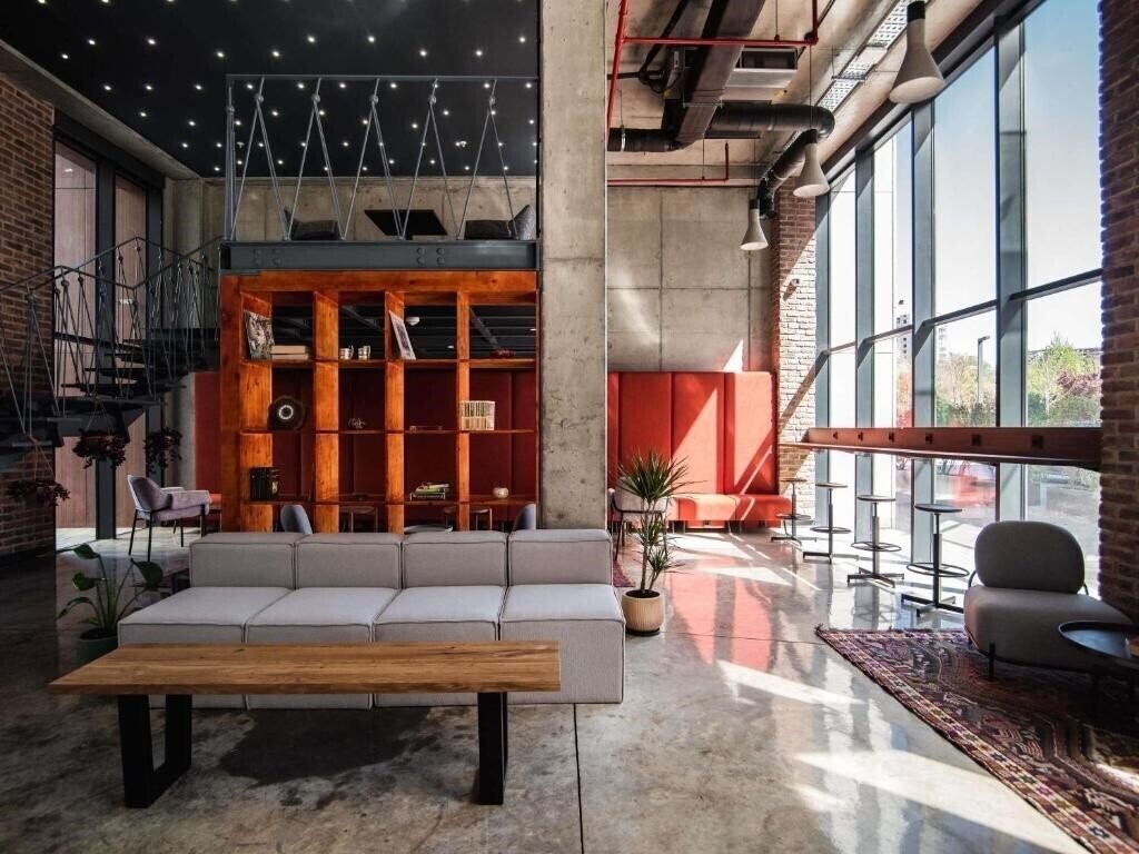 Готель Greet Tbilisi Center 4*