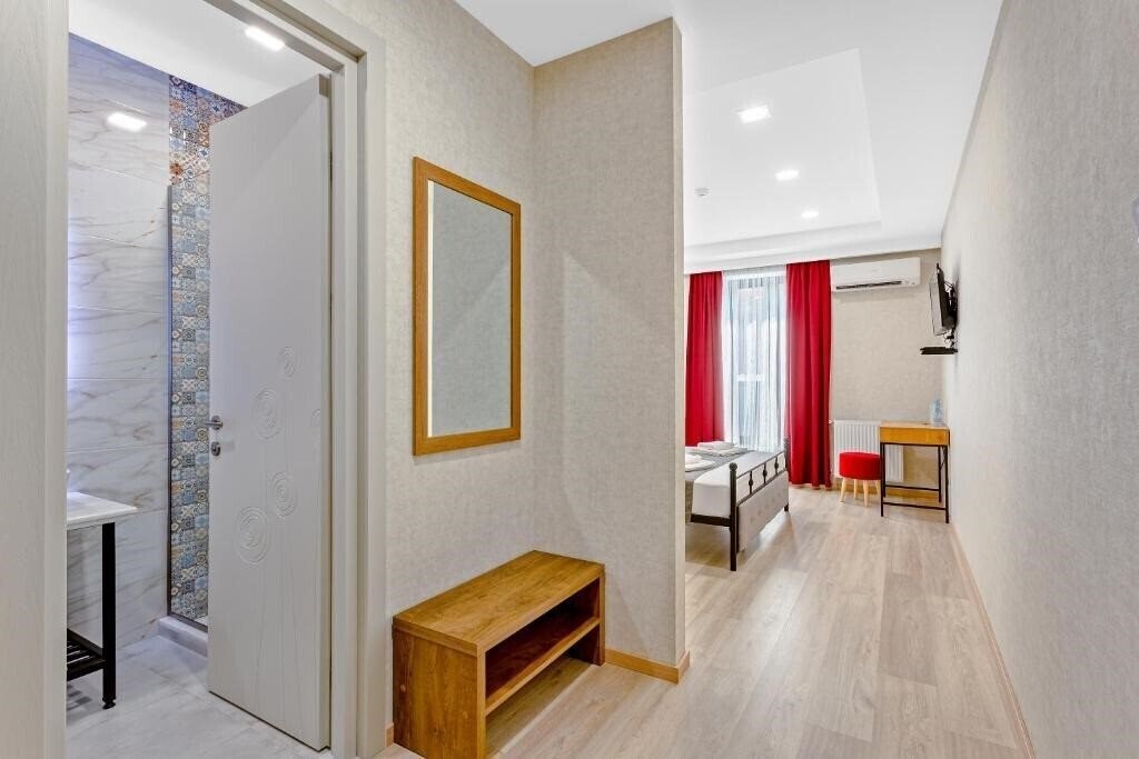 Фотографія Monument 1880 4*