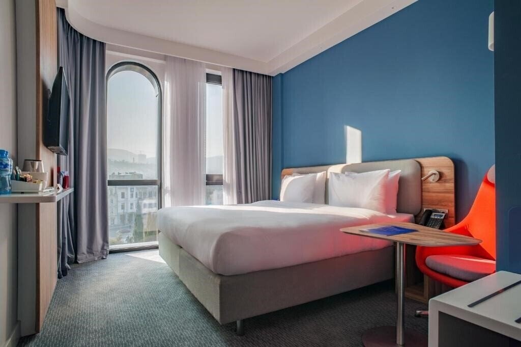 Фото Holiday Inn Express 4*