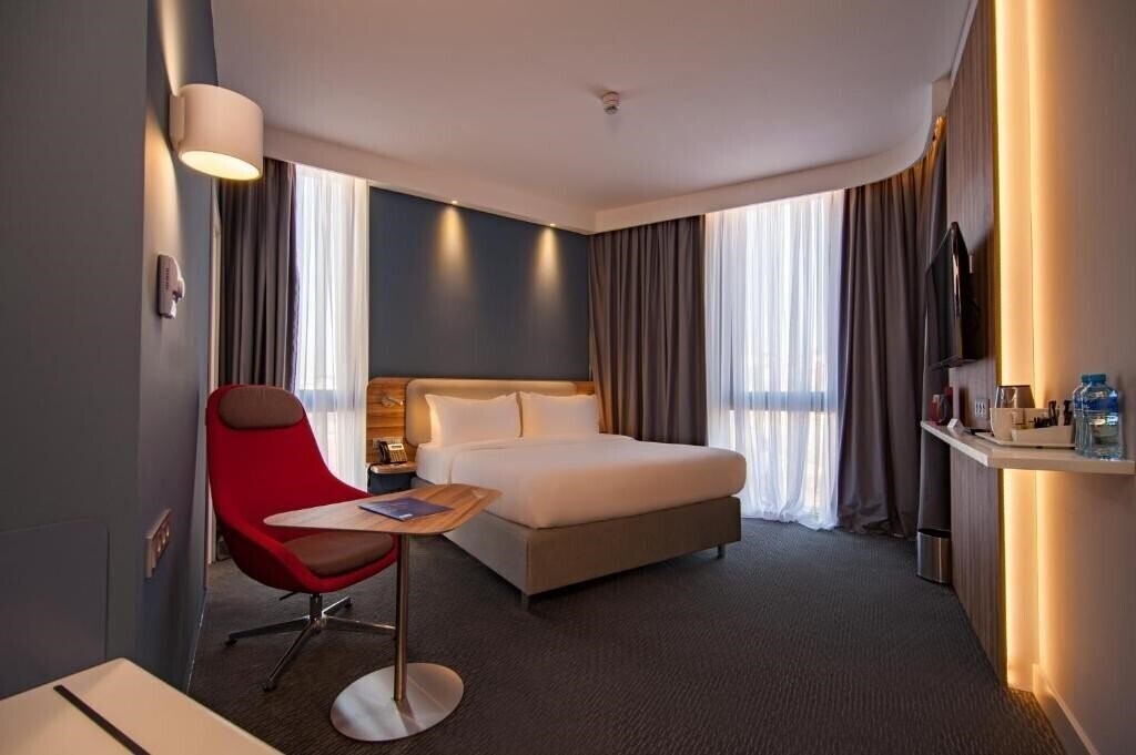 Изображение Holiday Inn Express 4*