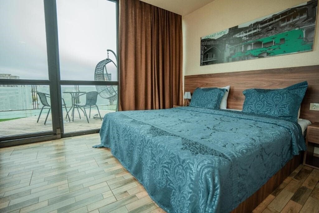 Фотографія Hotel Grand View In Tbilisi 3*