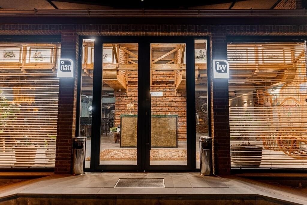 Готель Ivy Hotel 4*