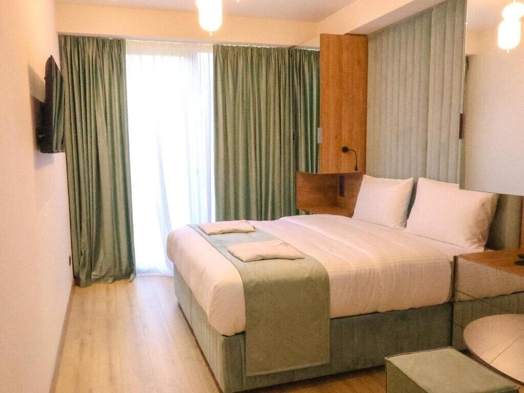 Фото Cnk Hotel 4*