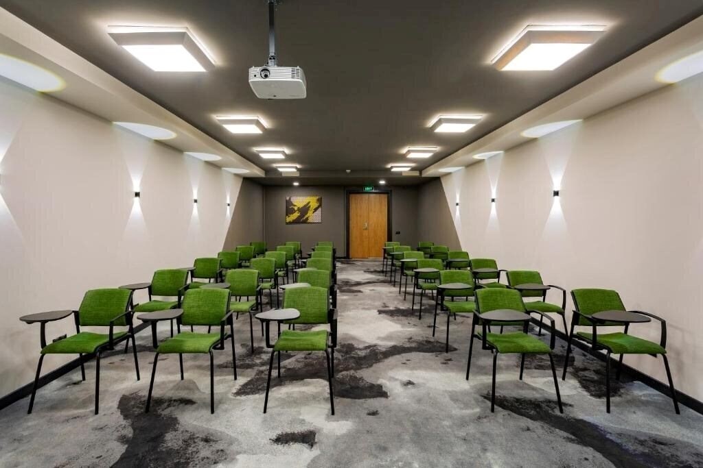 Фото The Gate Hotel City Centre 5*